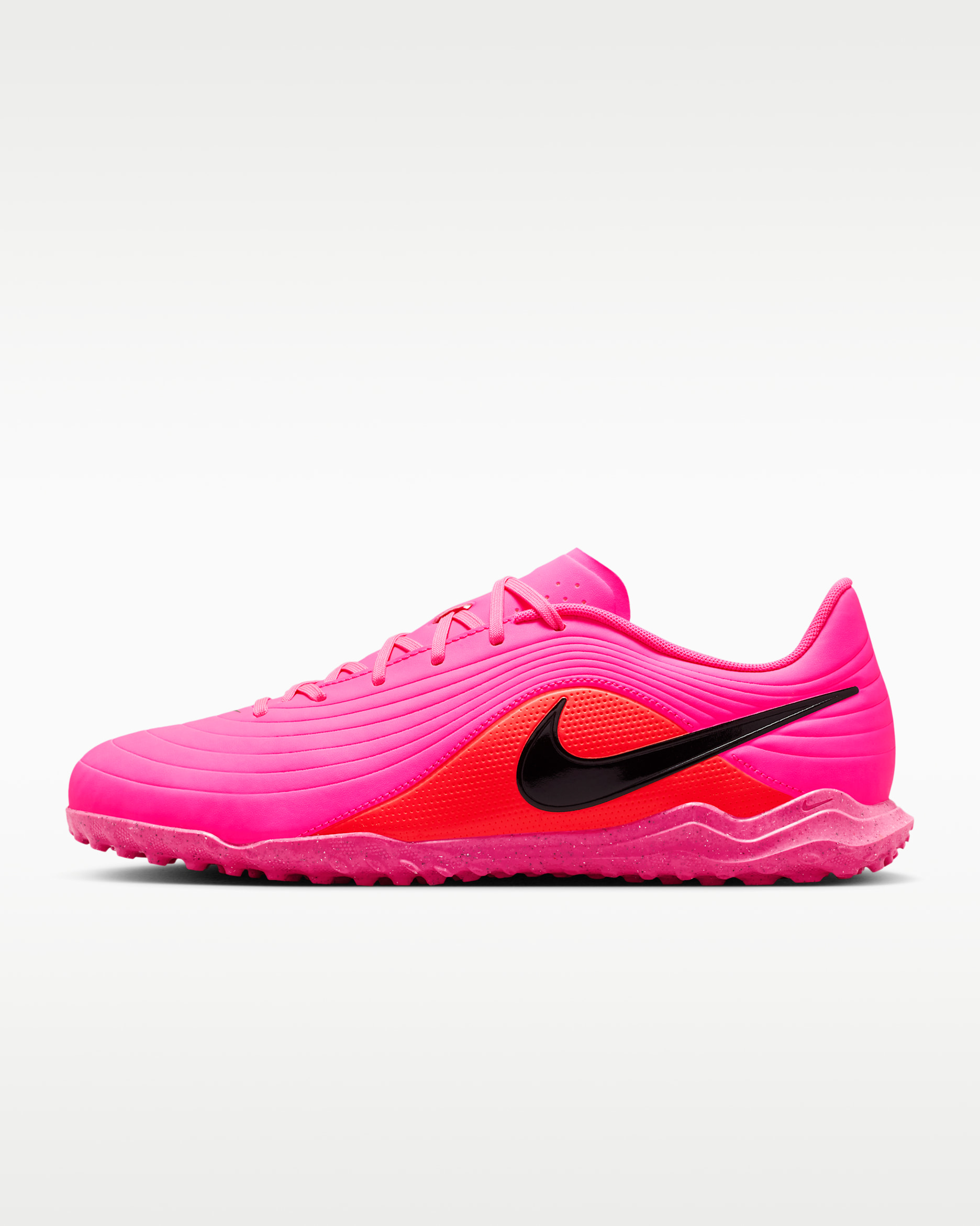 Nike Tiempo Maestro Club Turf Low-Top Football Boots. Nike SG